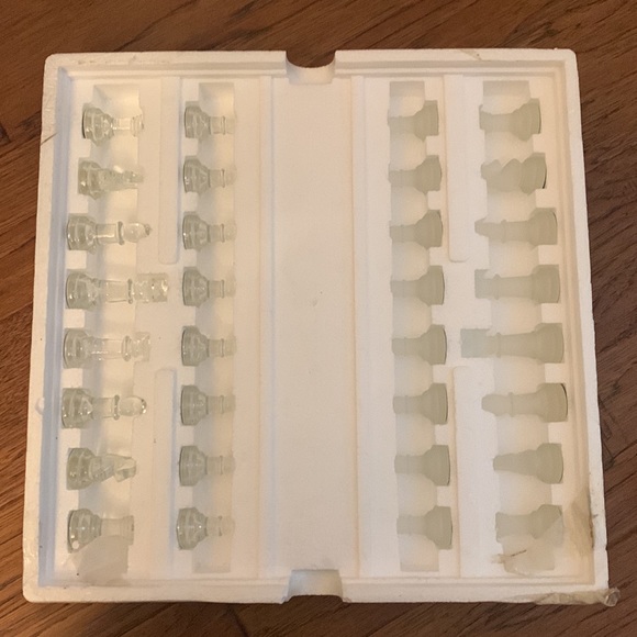 Glass chess set - Picture 6 of 7